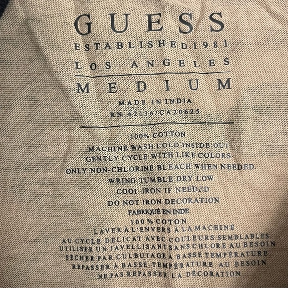 Guess Logo Camo Tee NEW - Picture 2 of 2